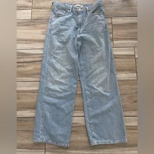 Levi’s High Waisted Straight Jeans